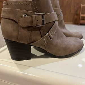 Indigo Rd Suede booties Size 71/2